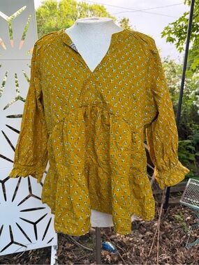 Ivy Jane Mustard Floral V-Neck Peasant Top 100% cotton